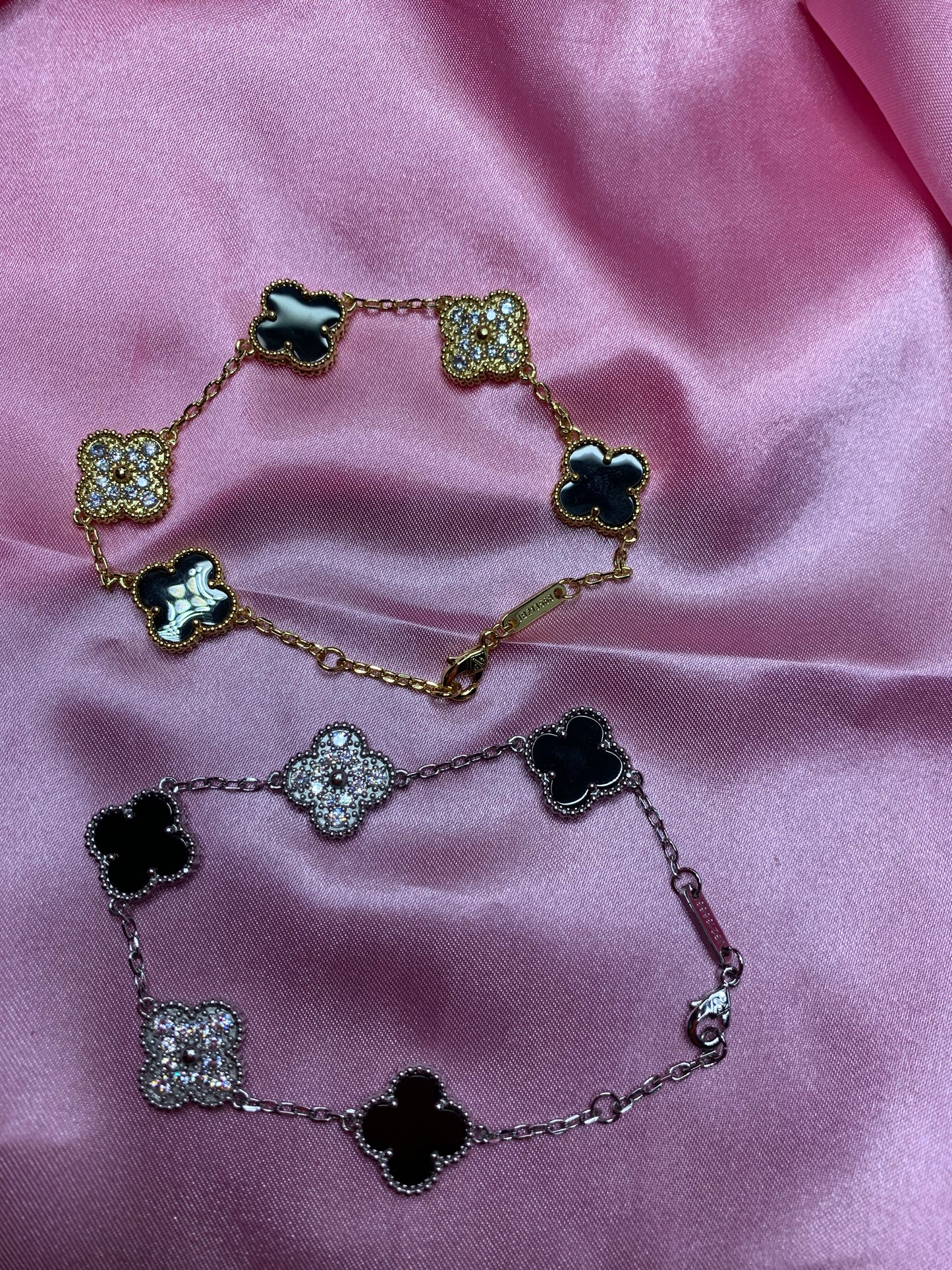 Clover bracelet