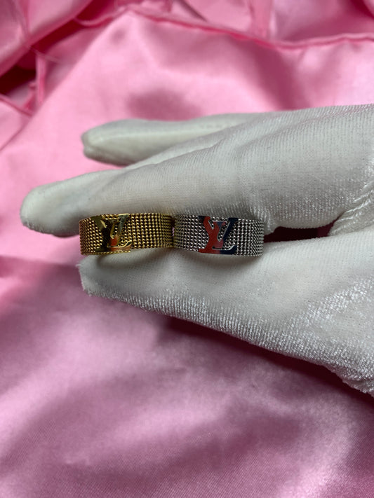 Lv rings