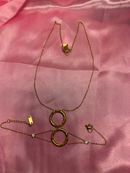 Dainty LV necklace+bracelet set