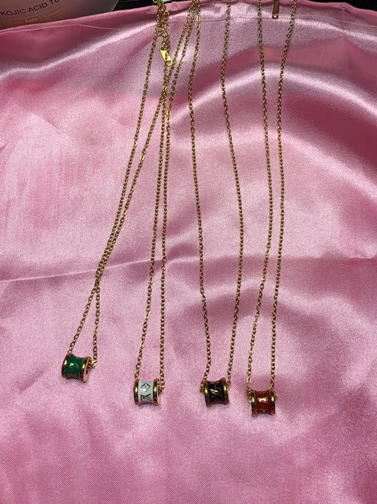 LV wheel necklace